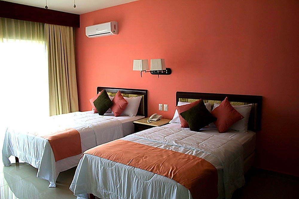 Hotel Siglo 21 Mérida Extérieur photo